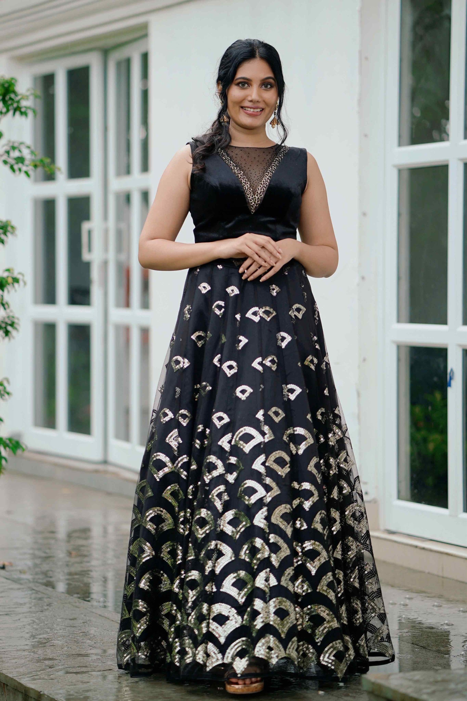 Jet Black Sleeveless Lehenga Detailed with White Gold Sequence Work
