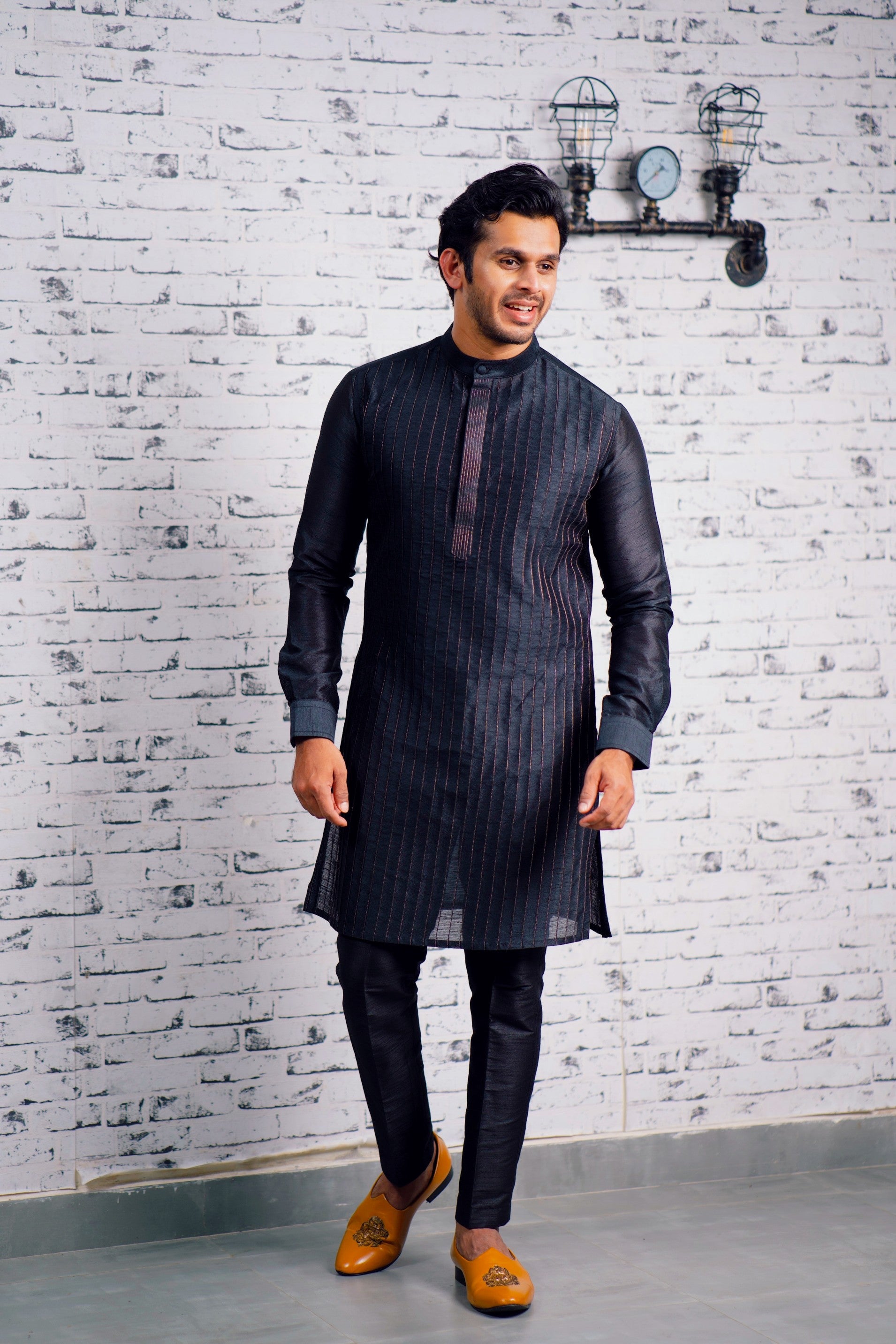 Charcoal Black Kurta Set With Vertical Tuck Detailing (Kurta + Black Bottom Pants)