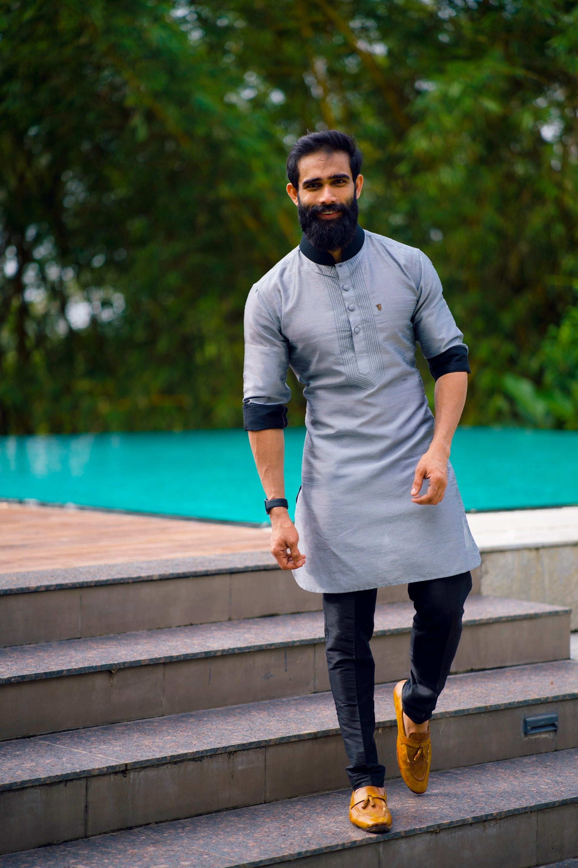 Coin Grey Kurta Set with Black Contrast Stitch Detailing (Kurta + Black Bottom Pants)