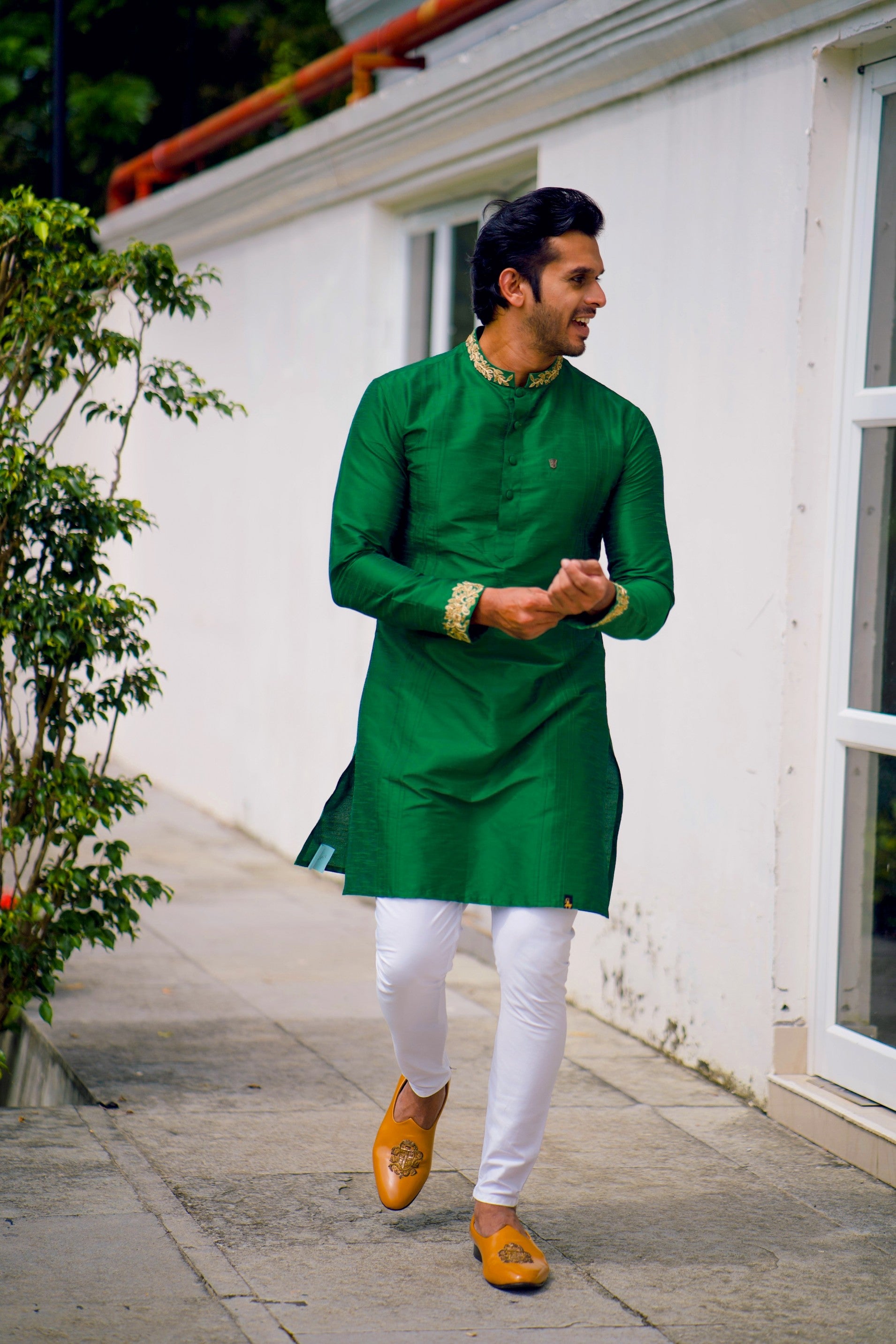 Cadmium Green Kurta Detailed with Handwork on Neck & Sleeves (Only Kurta)