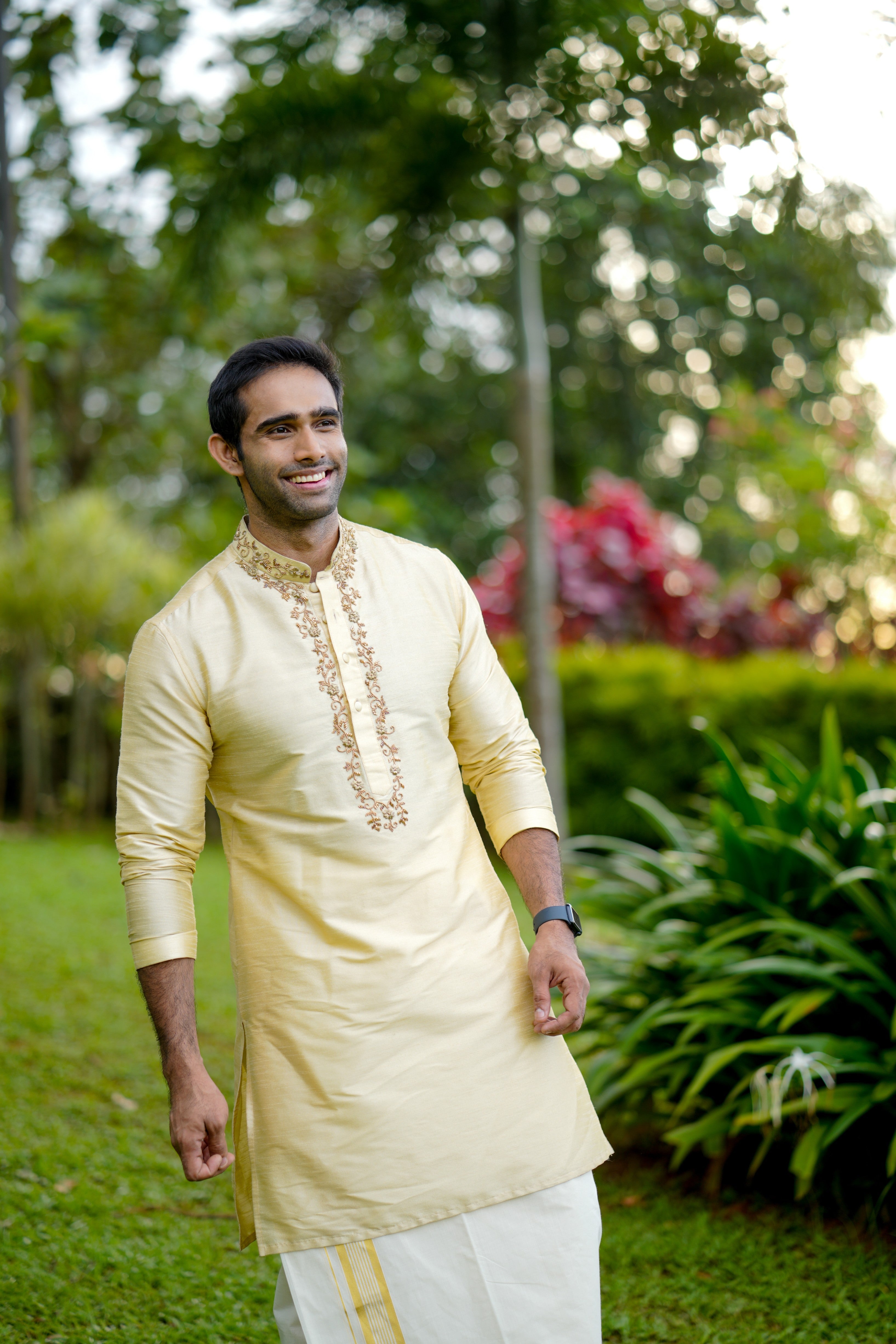 Light Golden Kurta Set with  Hand Work Detailing on Placket & Neck (Kurta + Kasavu Munde)