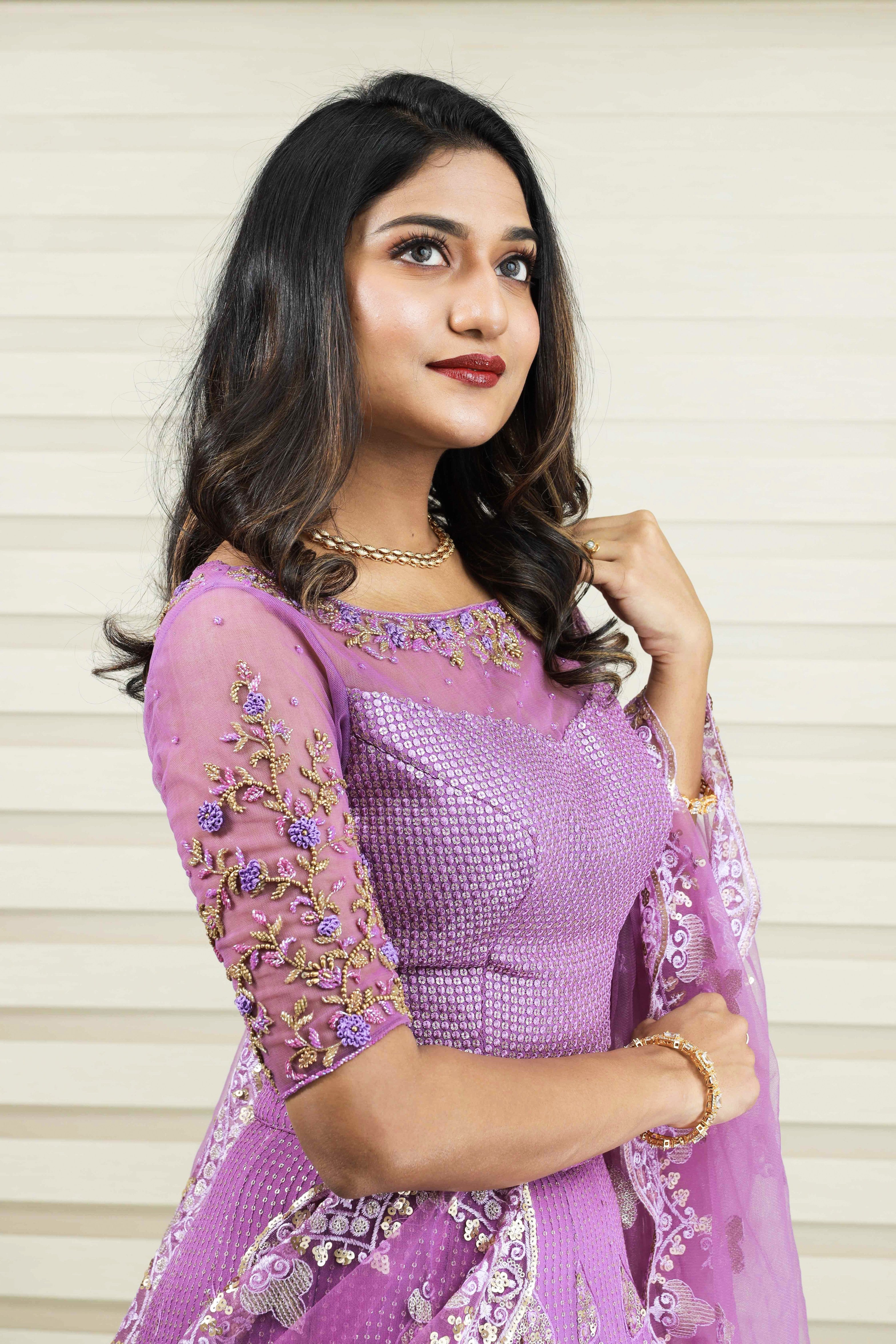Heavy Lilac Hue Lehenga Detailed with Floral Handwork & French Knot