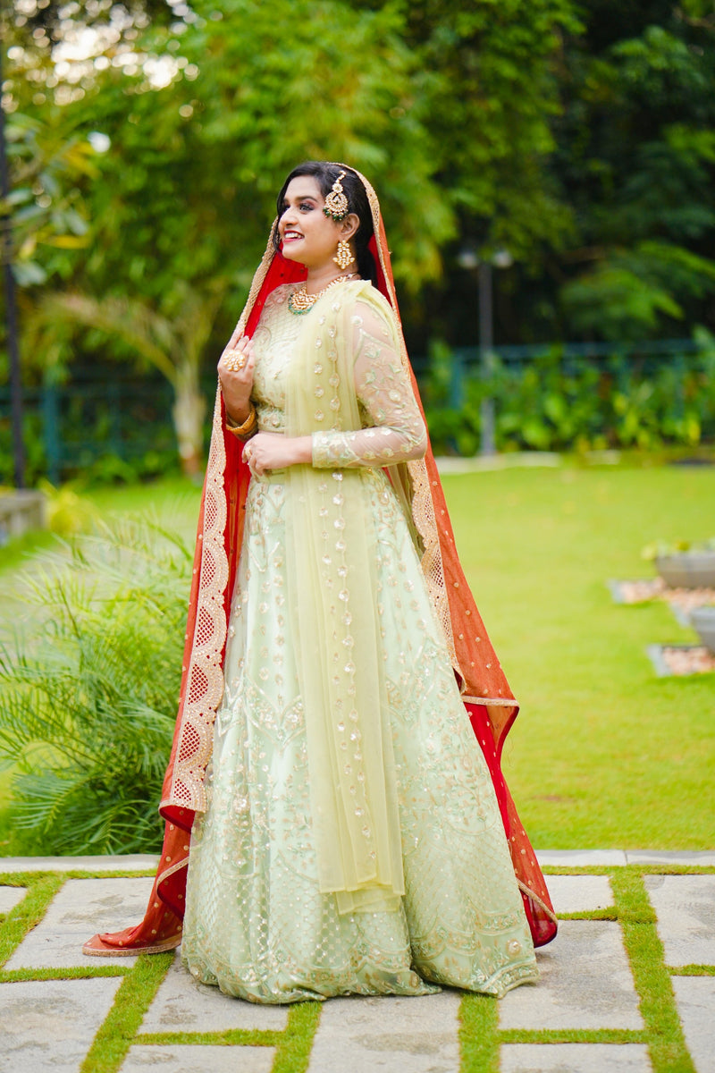 30+ Lehenga Colour Combinations for Brides that are Going to Rule The  Wedding Season | WeddingBazaar