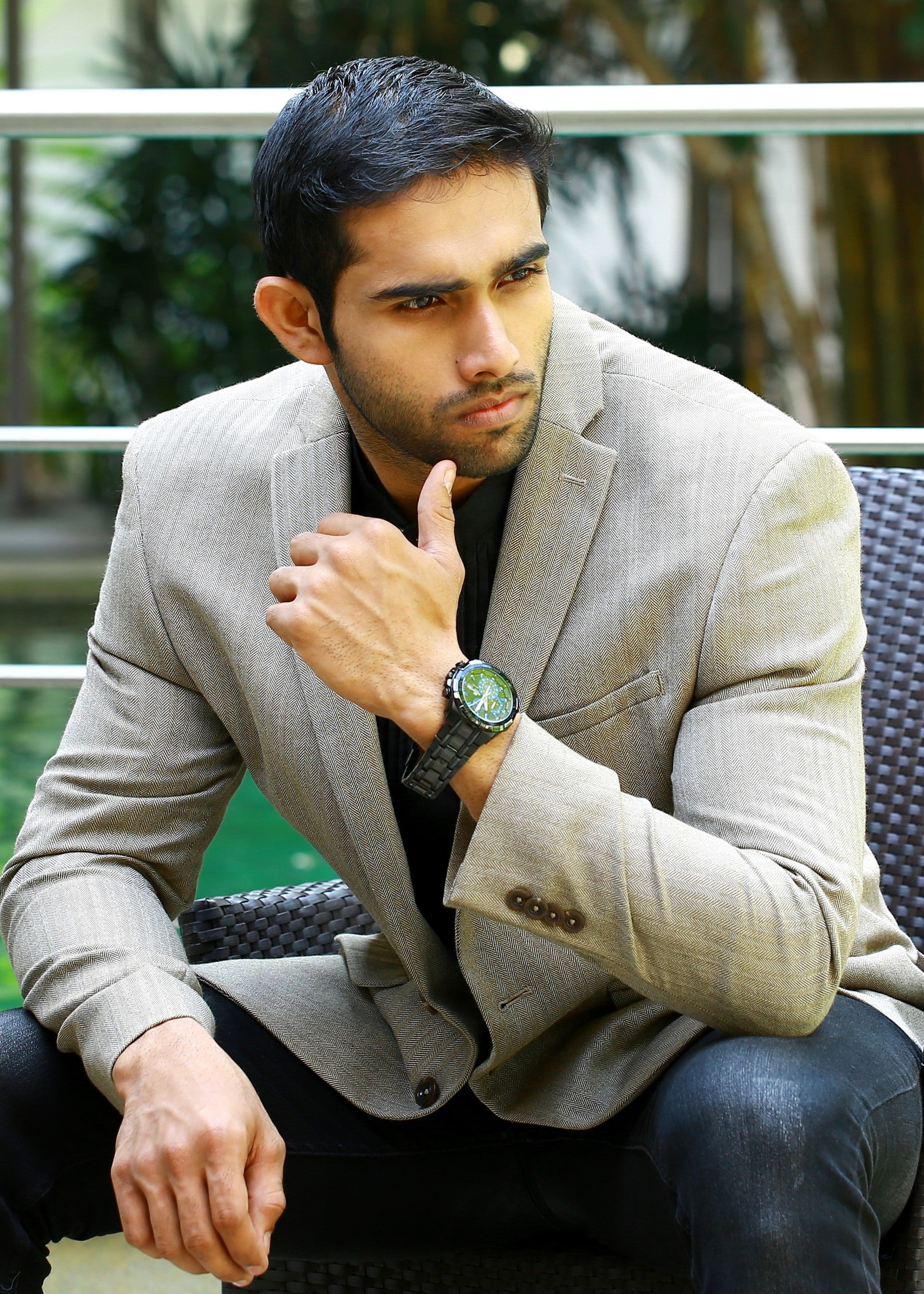 Beige Casual Blazer Set with Black  Pleated Shirt & Pants