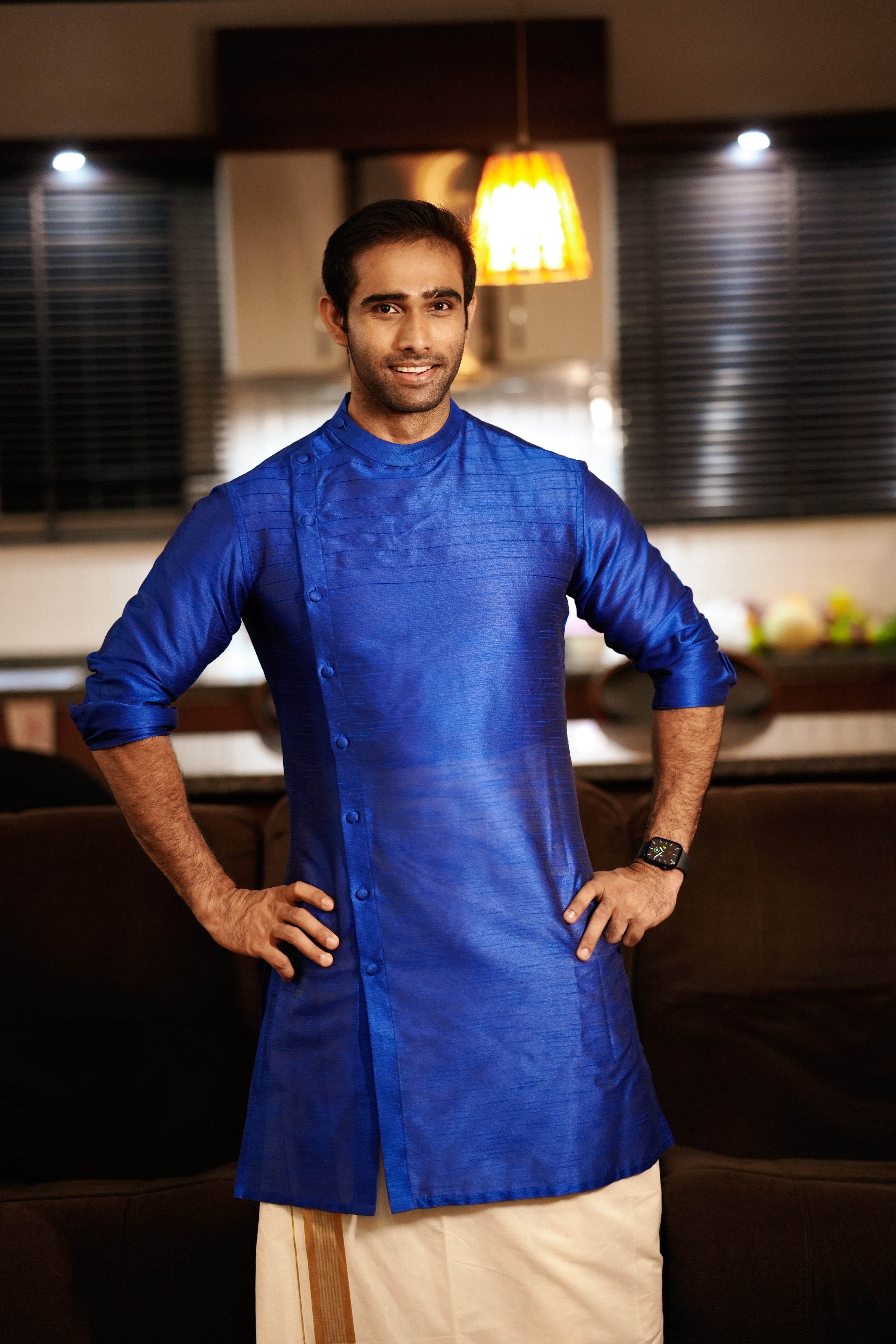 Cobalt Blue Horizontal Side Open Kurta Set (Kurta + Kasavu Munde)